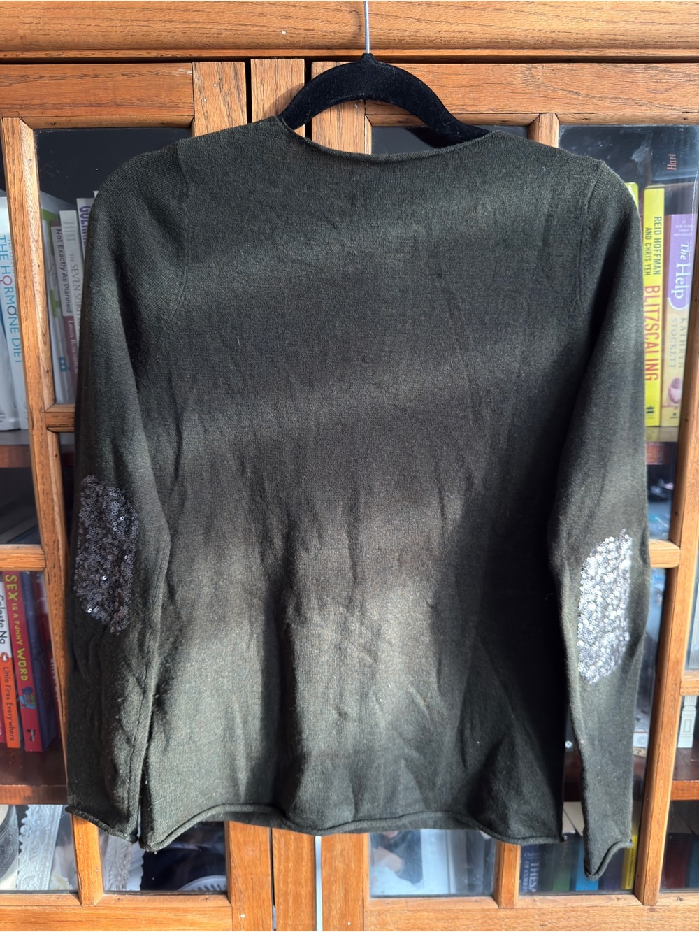 Zadig & Voltaire Cashmere/Wool Olive V-Neck Sweater with Sequin Elbows - S - Picture 3 of 7